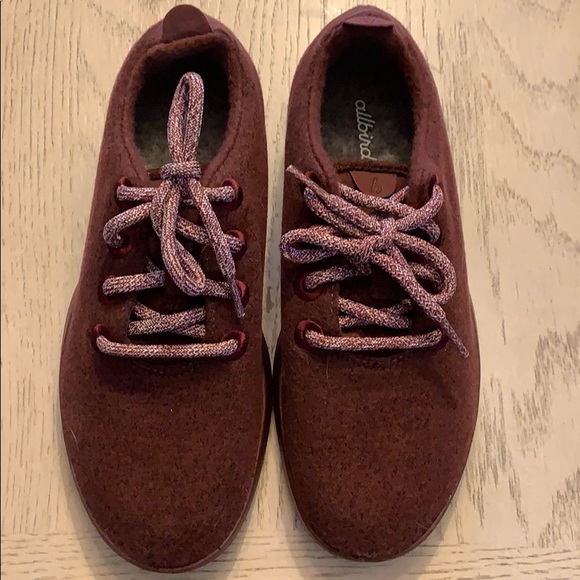 maroon allbirds